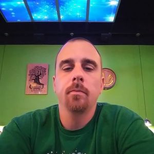 Meet your Posher, Wesley